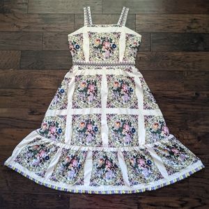 NWOT Floral Dress in Cream w Tassels Sweet & Unique